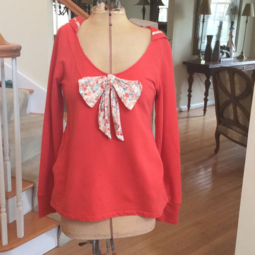 Anthropology comfy sweatshirt sat top M